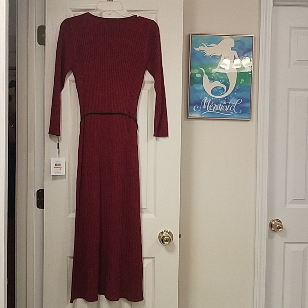 NWT Calvin Klein Red Sparkly Lurex Sweaterdress - Picture 4 of 10
